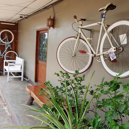 Chokchai Hotel Sai Yok Bagian luar foto