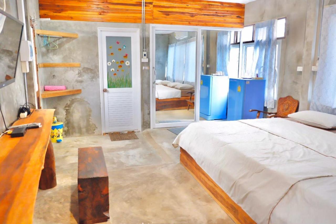 Chokchai Hotel Sai Yok Bagian luar foto