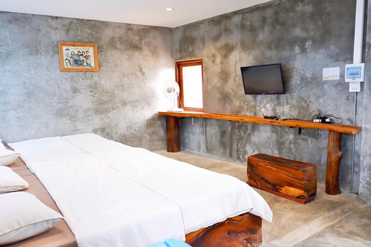 Chokchai Hotel Sai Yok Bagian luar foto