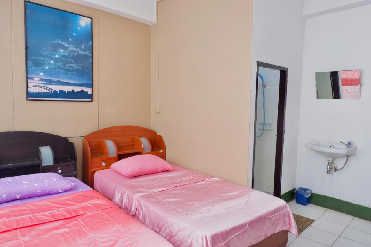 Chokchai Hotel Sai Yok Bagian luar foto