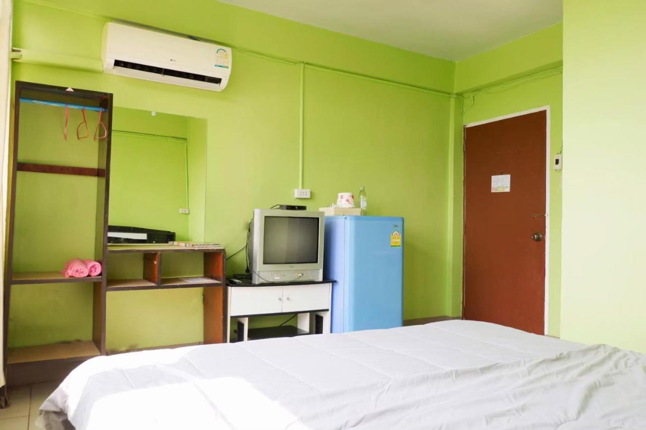 Chokchai Hotel Sai Yok Bagian luar foto